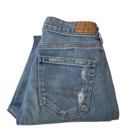American Eagle Mom Straight Jeans Size 4 High Rise Distressed Ripped Knee - Picture 15 of 15